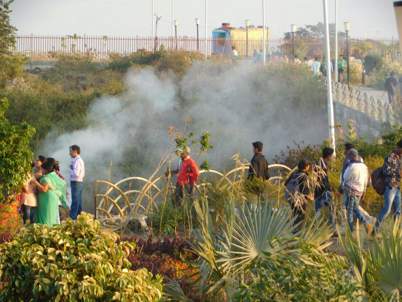 नेशनल ग्रीन ट्रिब्यूनल ने खुले में कचरा जलाने पर लगाई रोक; दोषियों को देना होगा जुर्माना | New India Times