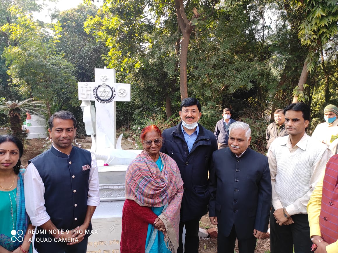 थियोसोफिकल सोसाइटी में सर्व धर्म स्मारक का हुआ लोकार्पण, सर्व धर्म समभाव से होगा समाज का विकास: निगमायुक्त किशोर कन्याल | New India Times