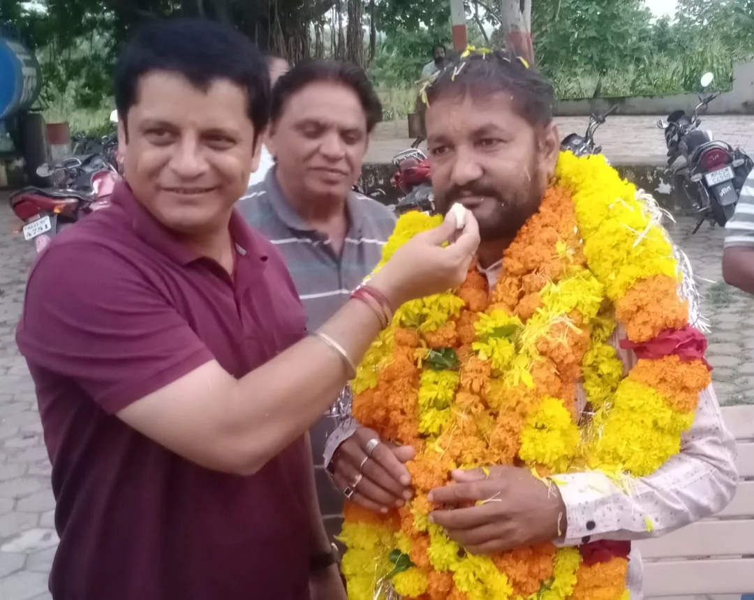 सावण के आखरी सोमवार को शिव मंदिरों में श्रद्धालुओं का लागा तांता, प्रसिद्ध दुधेश्रवर महादेव मंदिर पर मेघनगर के भक्त राकेश भुरिया ने 108 किलो का लगवाया घंटा | New India Times