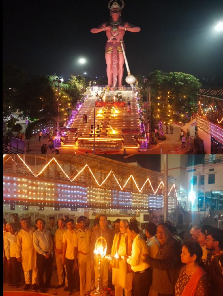 21 हजार दीपों से जगमगाया हनुपतधाम, मंत्री खन्ना, महापौर ने किया शुभारंभ | New India Times