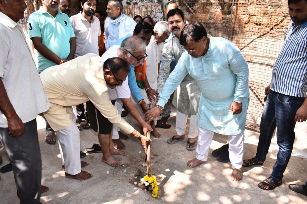 जन सुविधाओं के विस्तार के लिए धन की कमी नहीं होने देंगे: ऊर्जा मंत्री श्री तोमर | New India Times