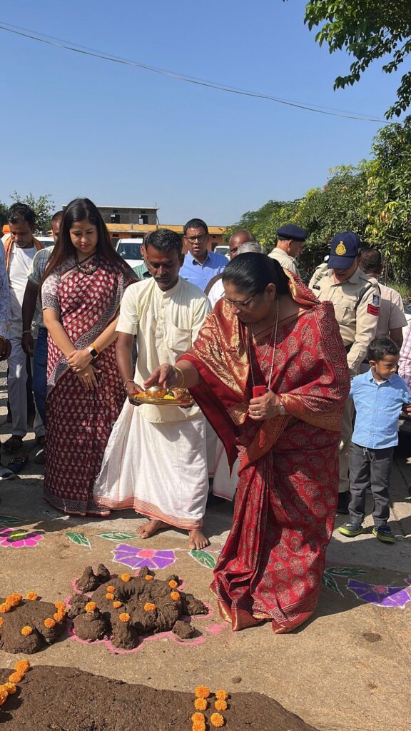 गोवर्धन पर्व के सांस्कृतिक और आर्थिक आयाम पर केन्द्रित कार्यक्रम श्री शबरी गौशाला भूरा डाबरा में संपन्न | New India Times